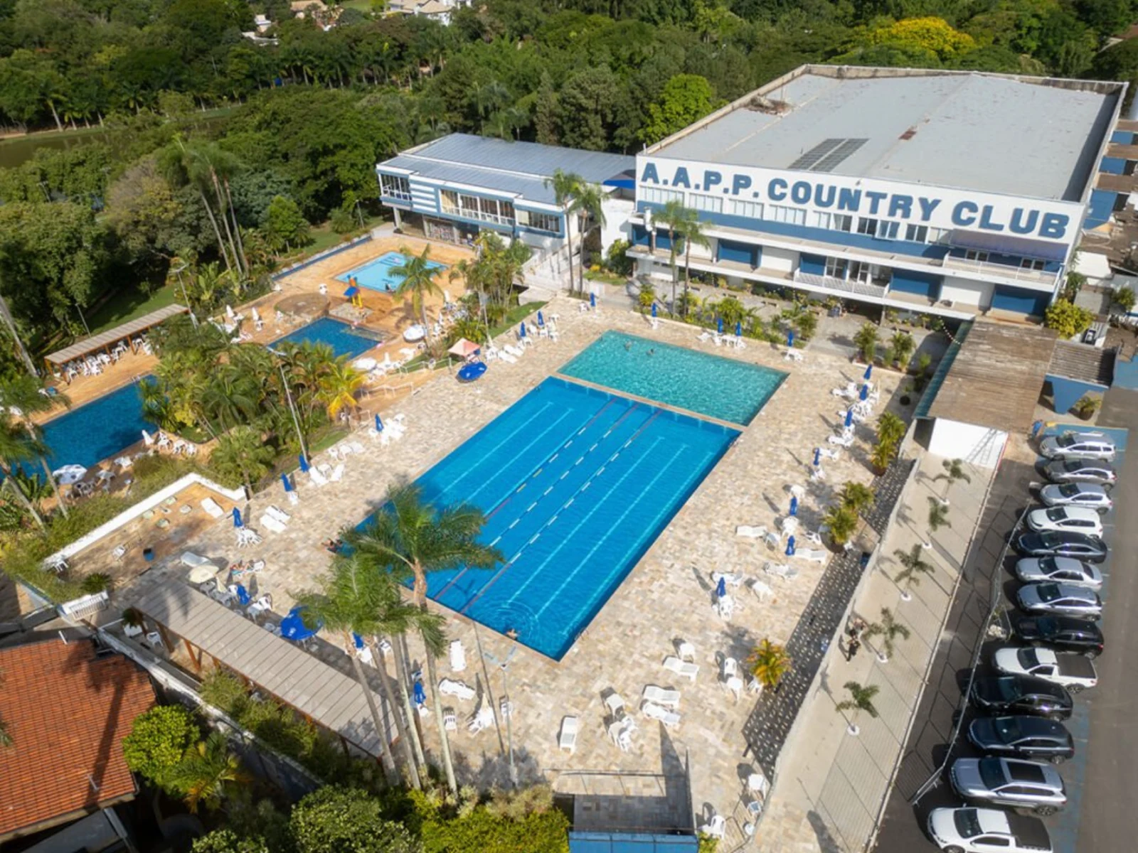 Vista aérea do A.A.P.P. Country Club, em Valinhos-SP, sede do Conect Piscinas Brasil